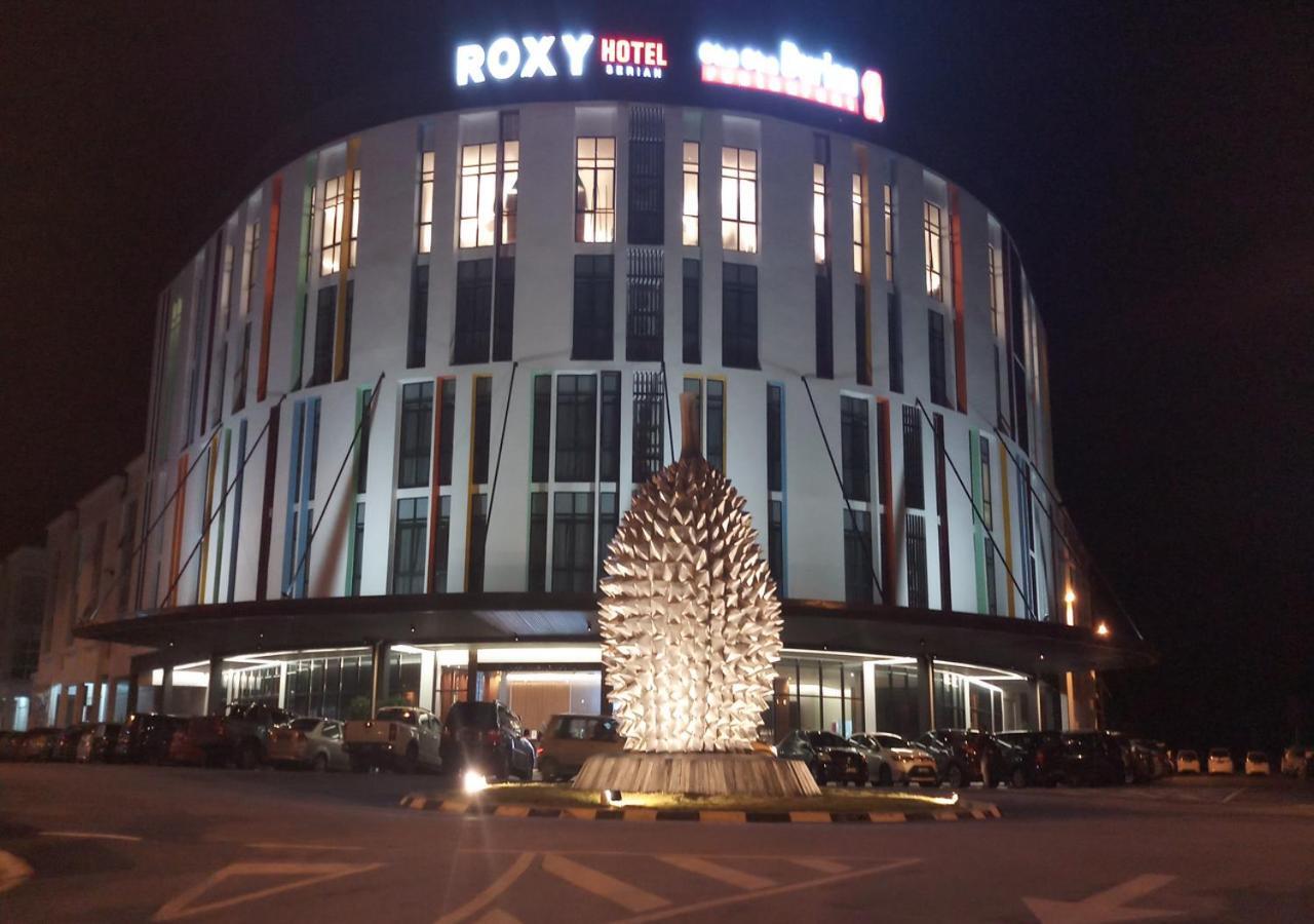 ร็อกซี โฮเต็ล เซเรียน Hotel Serian ภายนอก รูปภาพ